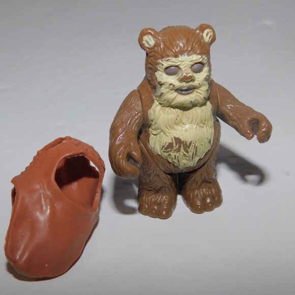 VTG 1984 Kenner Star Wars ROTJ Ewok Wicket W. Warrick 2" Figure w Hood - Picture 7 of 8